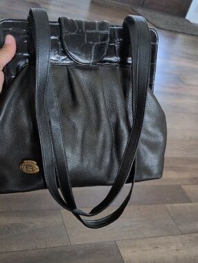 Etienne Aigner Vintage Black Leather With Crocodile Embossed Shoulder Bag